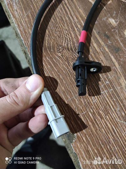 Датчик абс Киа Рио 4 правый