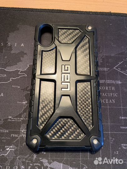 Чехол на iPhone Xr UAG Monarch carbon fiber