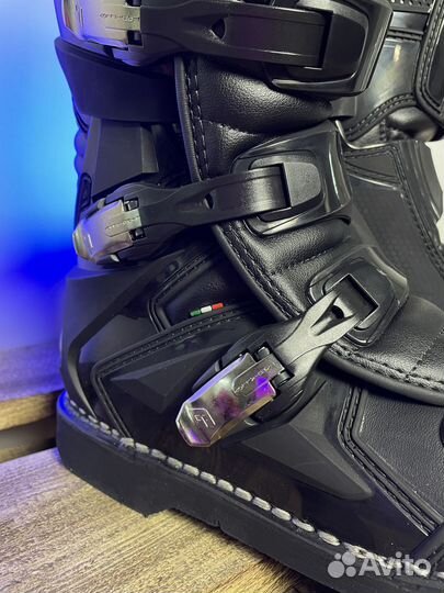 Мотоботы Gaerne GX-1 Goodyear Black