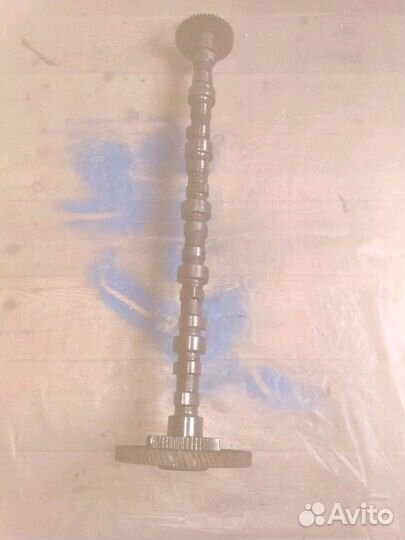 Распредвал на Ман Командор