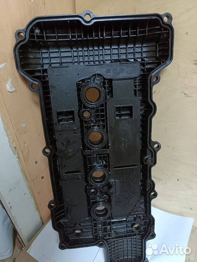 Клапанная крышка Kia Optima 224102E300