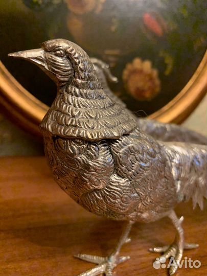 Парные статуэтки 