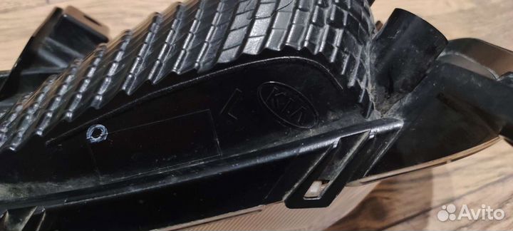 Левый указатель поворота KIA cerato 4 BD 2018