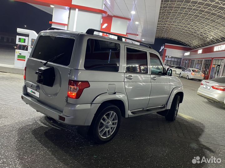 УАЗ Patriot 2.7 МТ, 2016, 166 000 км