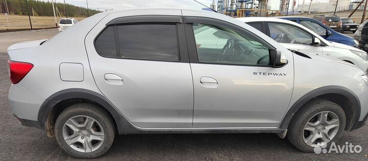 Renault Logan Stepway 1.6 МТ, 2021, 16 736 км