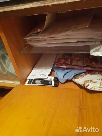 Трюмо с зеркалом