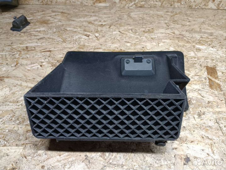 Бардачок BMW e39 M57 2000