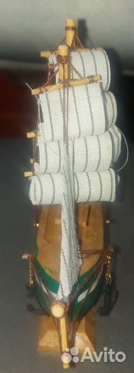 Модель корабля