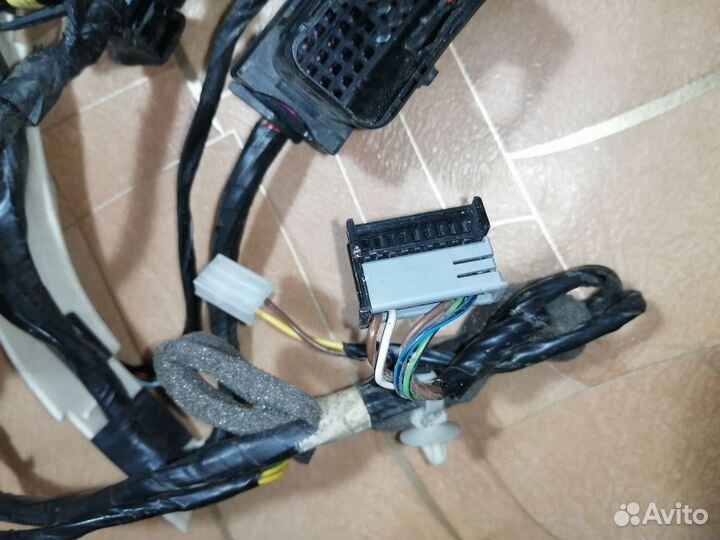 Проводка передней правой двери опель Астра аш