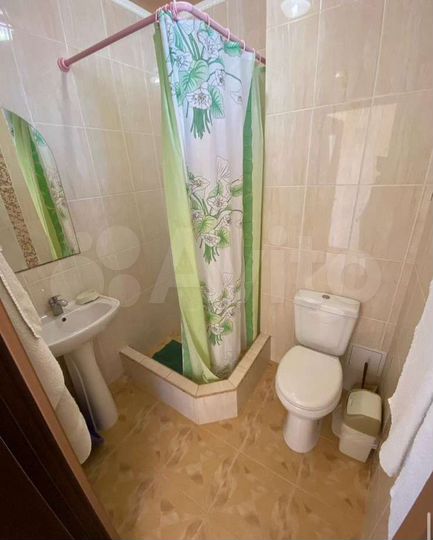 Комната 50 м², 1/2 эт.