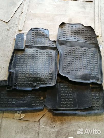 Коврики резиновые Lancer 10