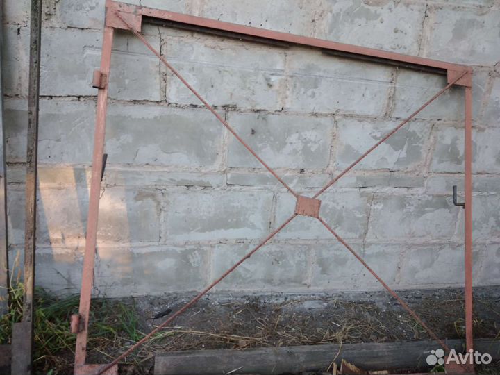 Металлический каркас для ворот