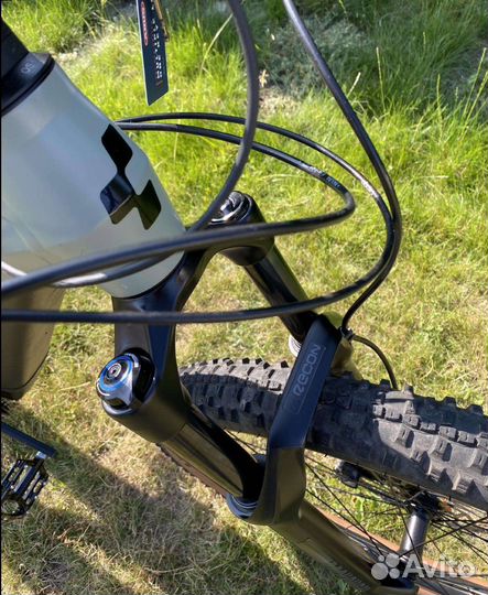 Cube stereo hybrid 120 pro