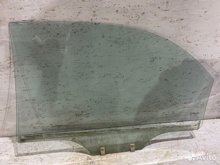 Стекло двери заднее правое Kia Spectra седан S6D