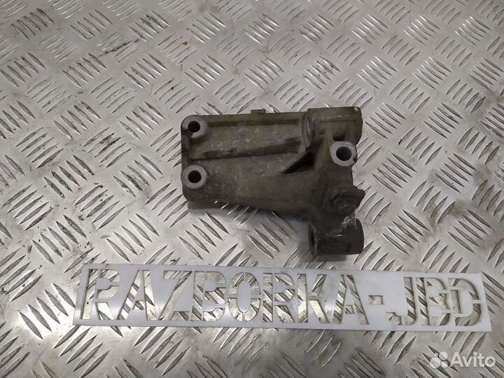 Кронштейн кпп Peugeot Boxer III 3.0