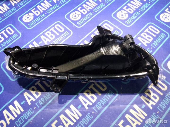 Фара противотуманная передняя левая Hyundai