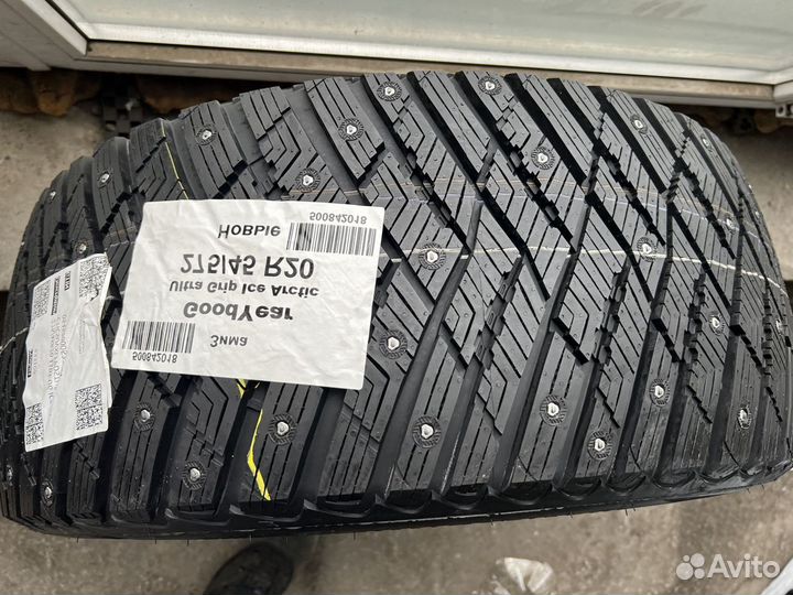 Goodyear Ultragrip Ice Arctic 275/45 R20