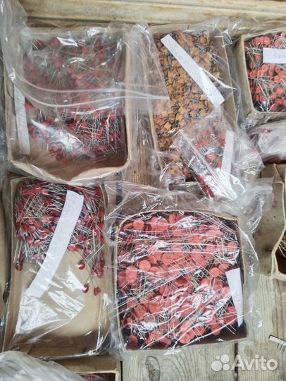 Конденсаторы керамические Флажок СССР