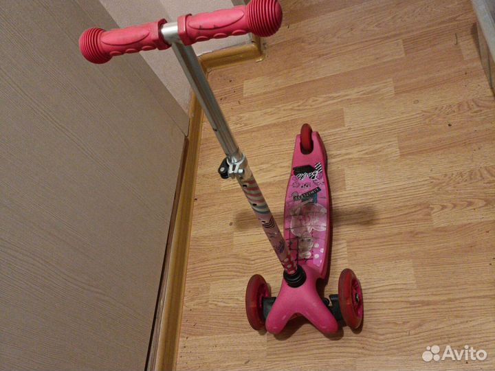 Самокат детский трехколесный