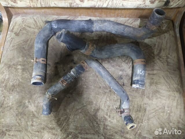 Peugeot 107 патрубок радиатора