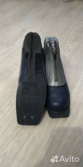 Лыжные ботинки 46 размер
