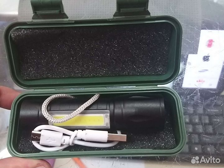 Фанарик в кейсе 606