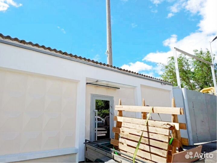 Стеклянный козырек