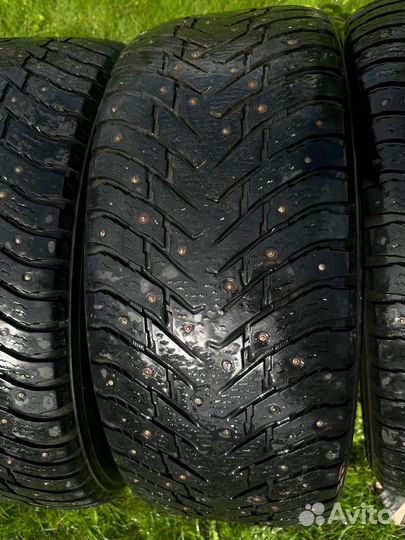 Nokian hakkapeliitta 8 265 60 r18
