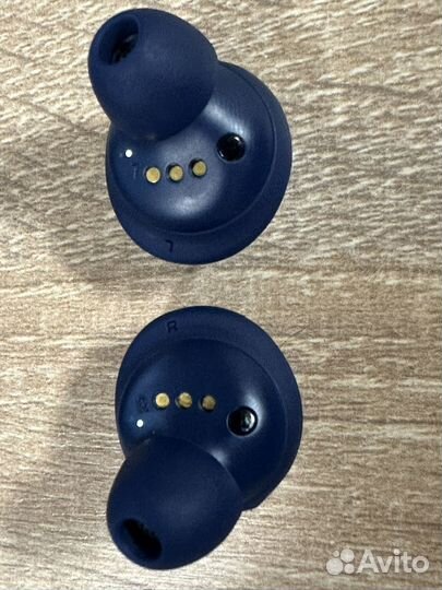 Наушники с классным звуком TWS JBL Live Free NC +