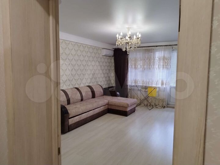 2-к. квартира, 70 м², 7/10 эт.