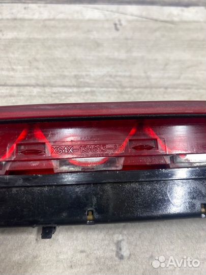 Стоп сигнал Ford Focus DAW 1.6 2005