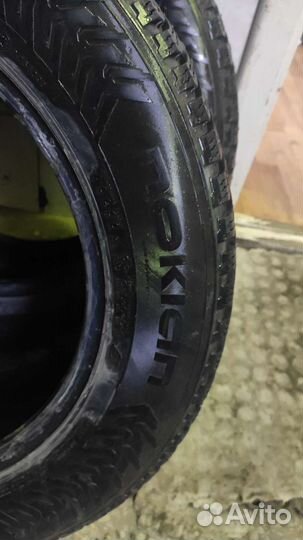 Nokian Tyres Hakkapeliitta 8 215/60 R16