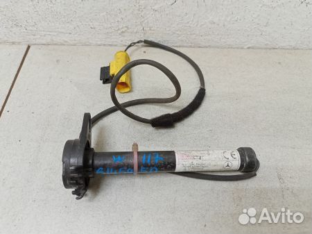 Пиропатрон капота