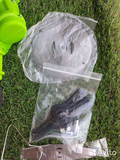 Триммер садовый аккумуляторный