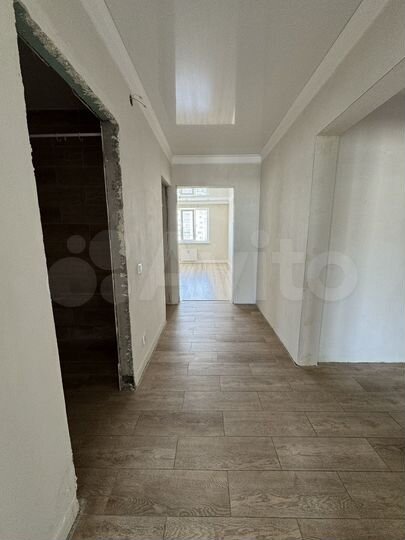 3-к. квартира, 76 м², 8/17 эт.