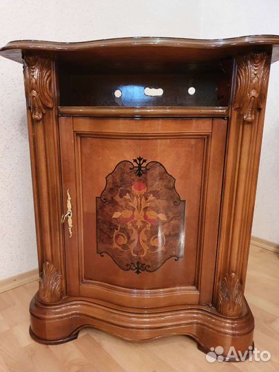 Итальянская мебель в гостинную