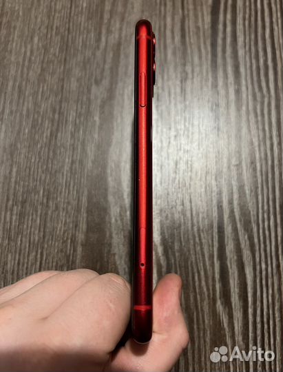 iPhone 11 64gb red