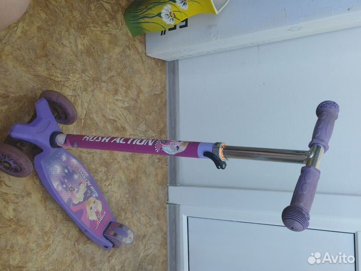 Самокат детский трехколесный бу