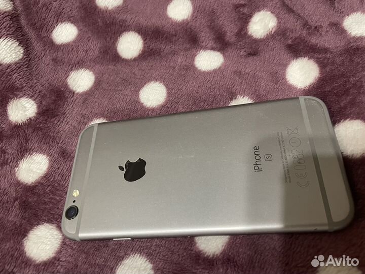 iPhone 6S, 64 ГБ