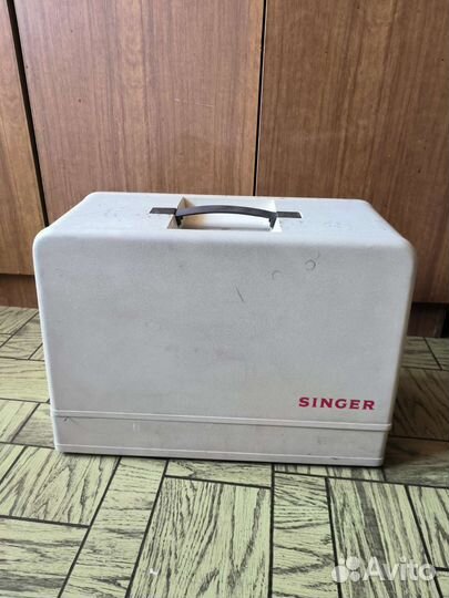 Швейная машина Singer 974