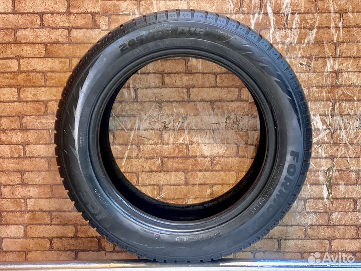 Pirelli Formula Ice 205/55 R16 91T