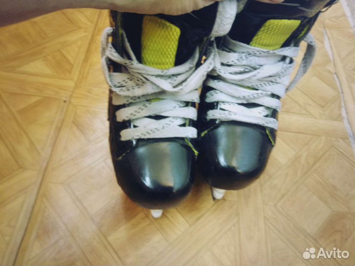 Коньки хоккейные игровые 32 р