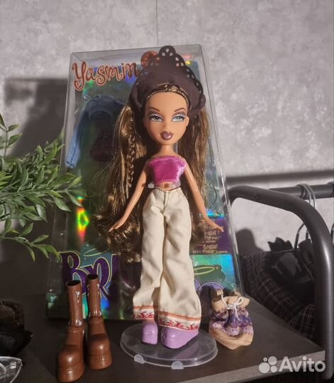 Кукла Bratz Ясмин