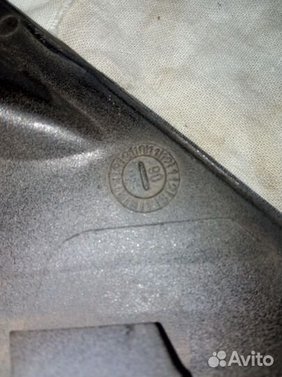 Накладки задних стоек Мерседес 190(W201) Черные