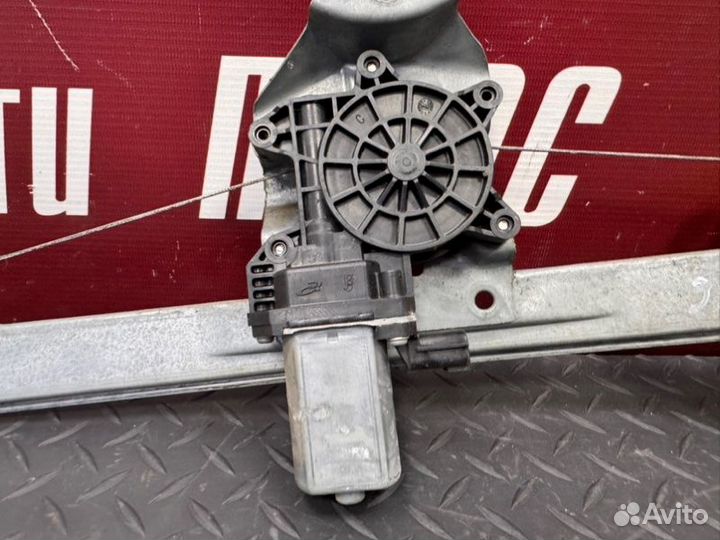 Стеклоподъемник двери Renault Kaptur