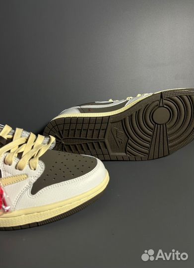 Кроссовки Travis Scott x Air Jordan 1 Люкс