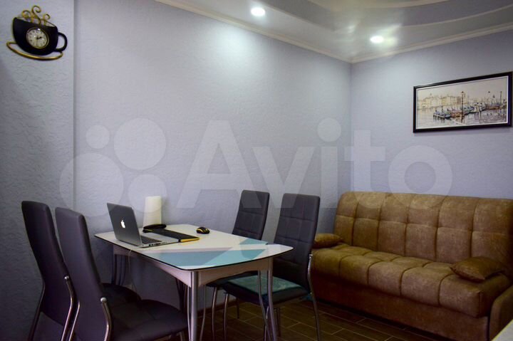 2-к. квартира, 35 м², 8/10 эт.