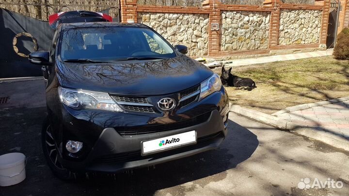Toyota RAV4 2.0 CVT, 2015, 111 600 км