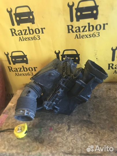 Корпус воздушного фильтра Toyota Camry V40 3.5