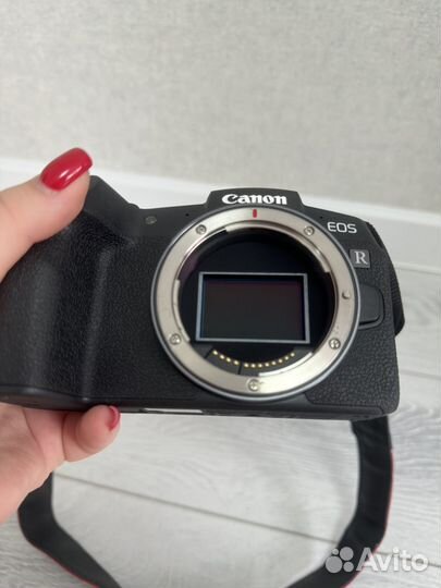 Фотоаппарат беззеркалка canon rp
